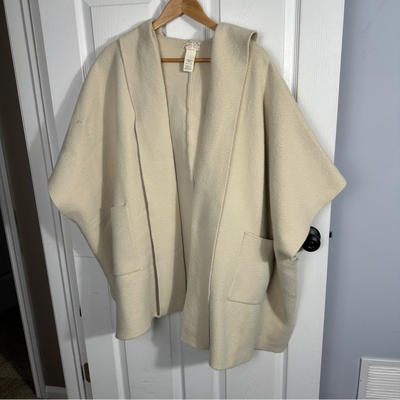 Free People one size jacket, open front, hood, cozy, warm, layer, outdoors - Picture 1 of 9